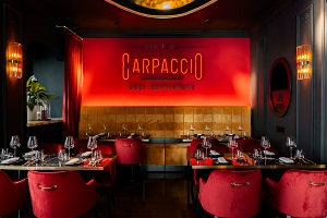 Carpaccio Beef Restaurant in Via Veneto, la sala 