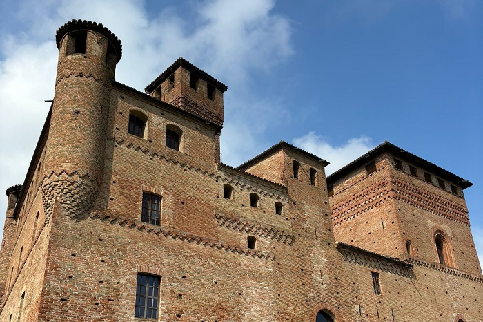 Castello di Grinzane Cavour